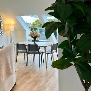 https://stunning-luminous-penthouse-2beds-2baths.tophotelsbath.com