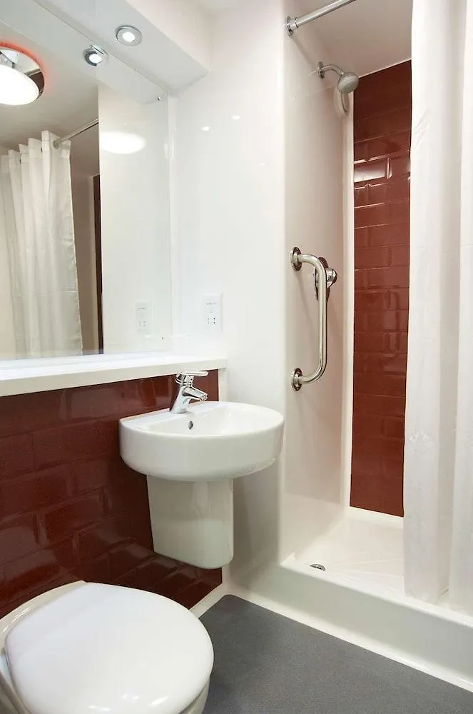 Travelodge Cameron Toll Hotel Edinburgh