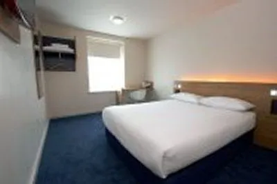 Travelodge Cameron Toll Hotel Edinburgh 3*,