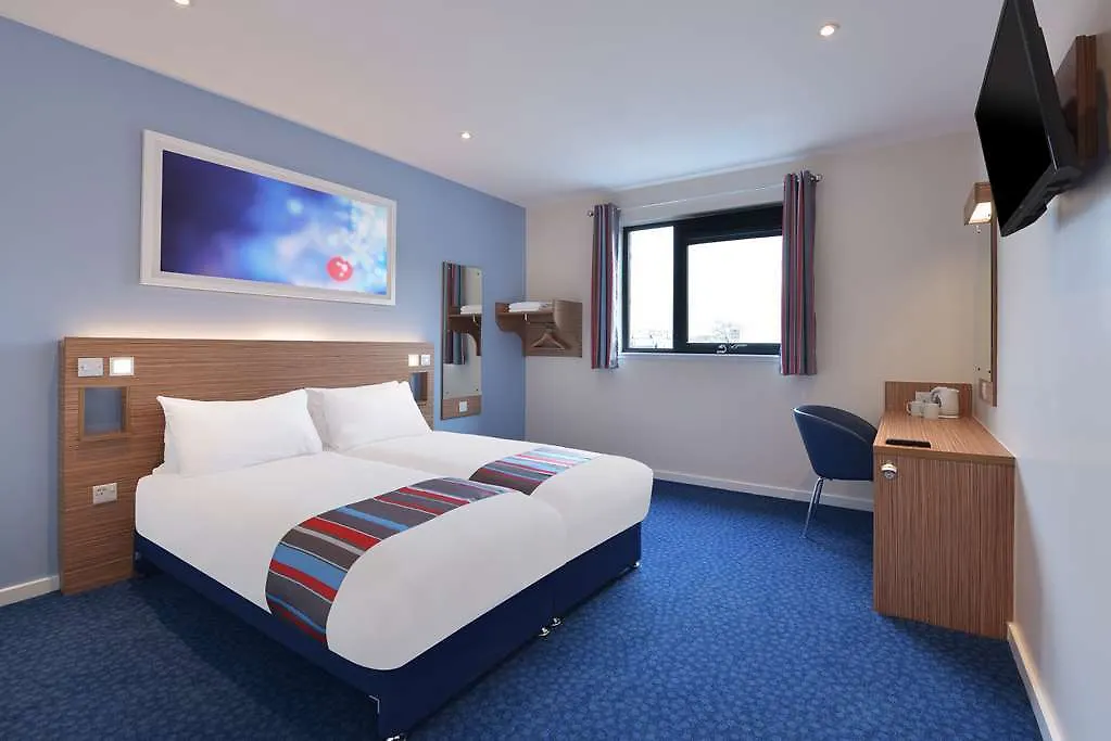 Travelodge Cameron Toll Hotel Edinburgh 3*,